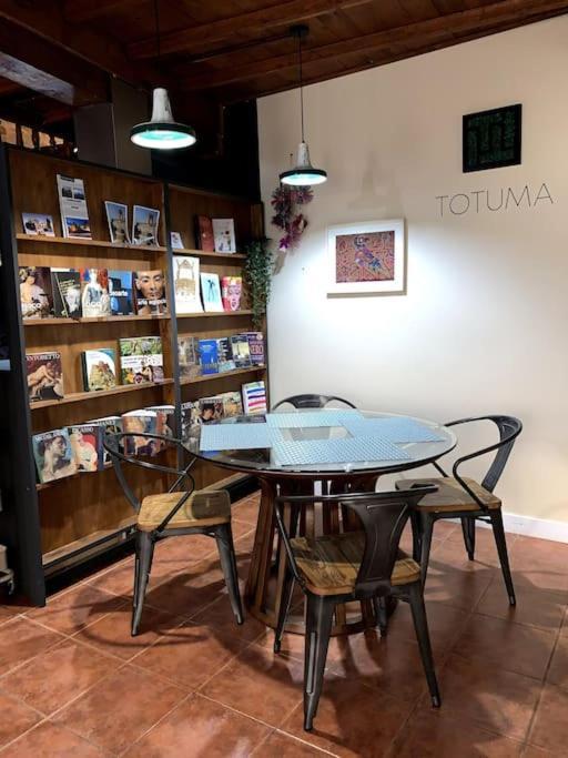 Totuma Yellow Door Ponferrada Ngoại thất bức ảnh